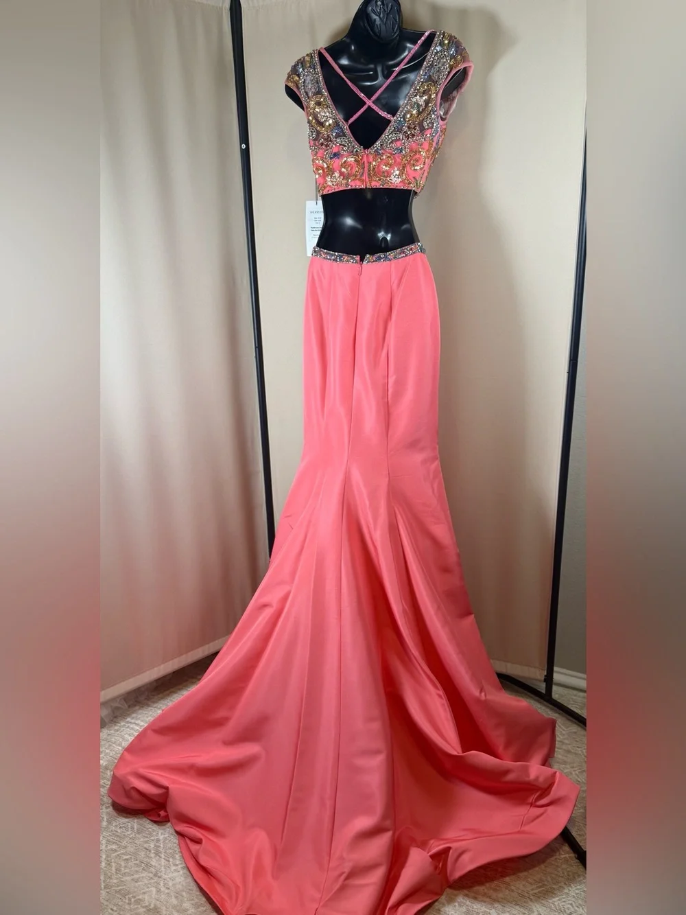 Sherri Hill stunning authentic